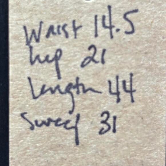 90s vintage black velvet midi skirt with side slit - Picture 6 of 6